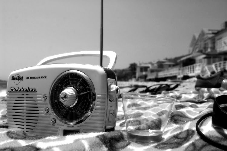 beach-radio